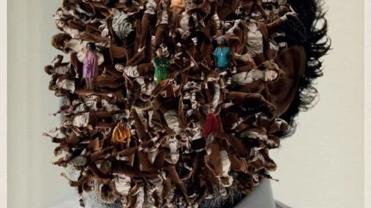 Kinds of Kindness ( 2024 )