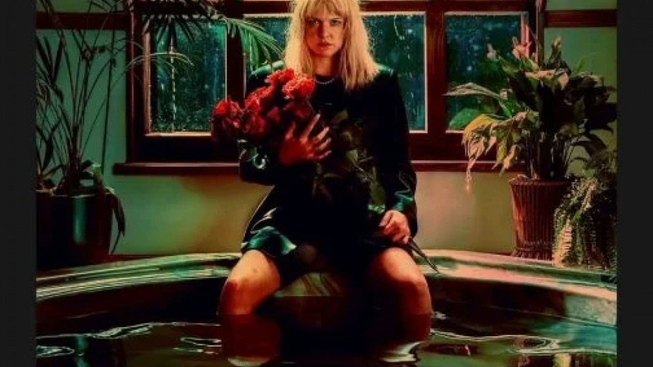 Tume paradiis ( 2023 )