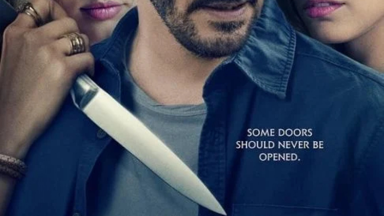 Knock Knock ( 2015 )